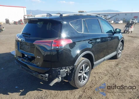 2018 Toyota Rav4 Xle z USA, uszkodzony, nr VIN 2T3WFREV5JW444540
